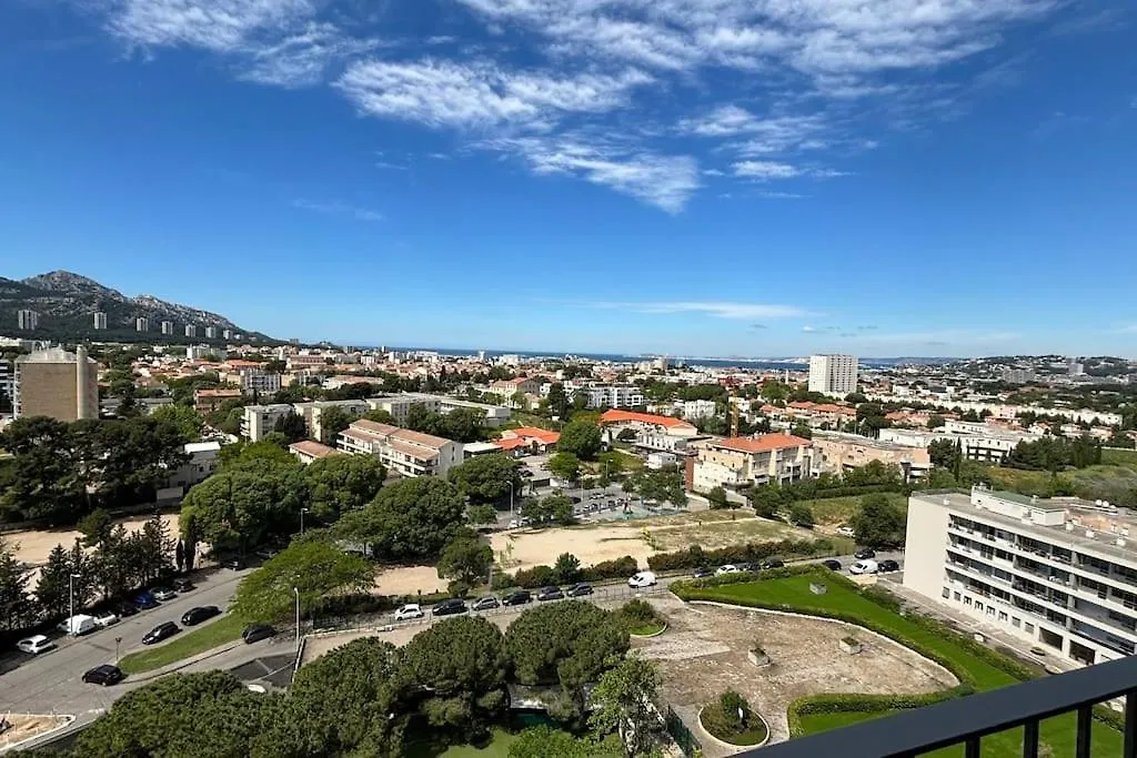 Appart Vue Mer Sans Vis-A-Vis Marseille 0*,  France